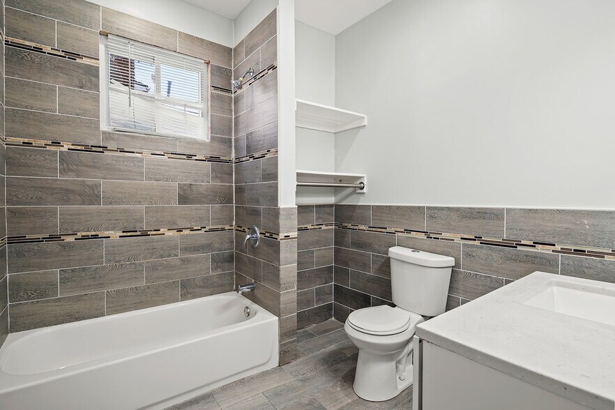 Building Photo - 69 Cedar Ave