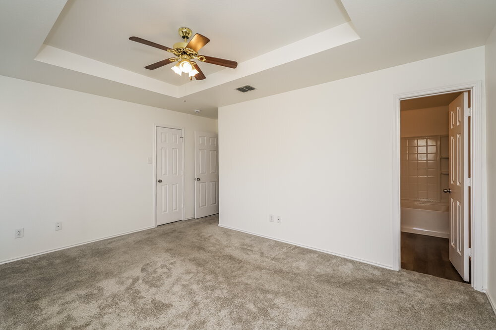 Building Photo - 5328 Lava Rock Dr
