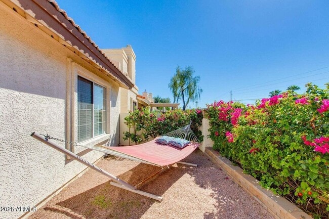 Building Photo - 2647 N Miller Rd