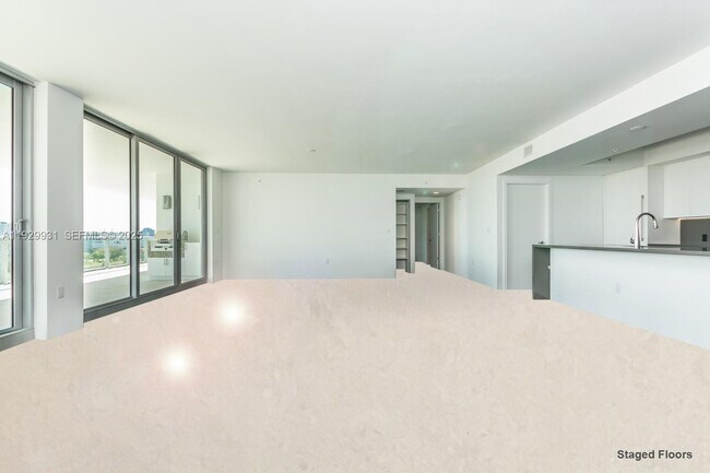 Building Photo - 1180 N Federal Hwy