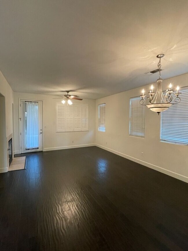 Building Photo - Lovely Home in Gated Brighton Place