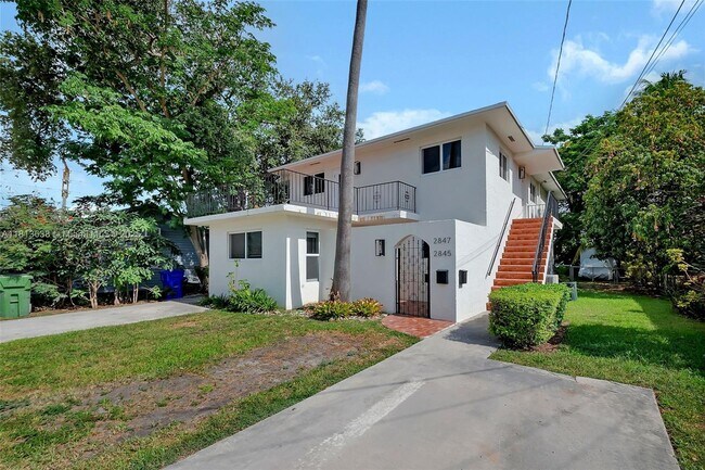 Primary Photo - 2845 SW 24th St