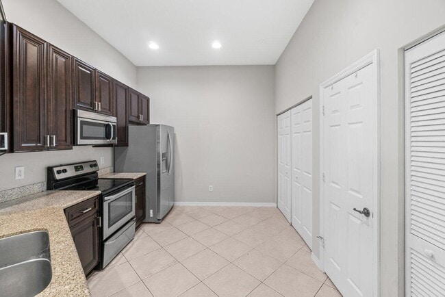 Building Photo - 156 Coconut Key Ln
