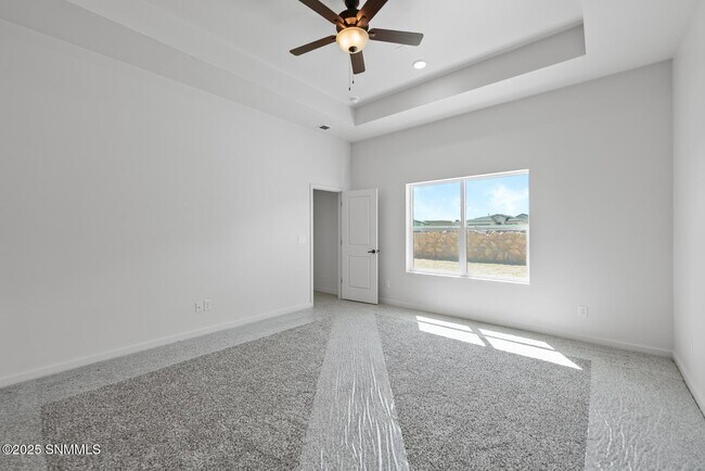 Building Photo - 3676 Springhaven Lp