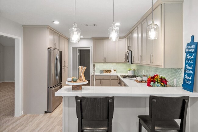 Building Photo - 1912 Foxtail Pl