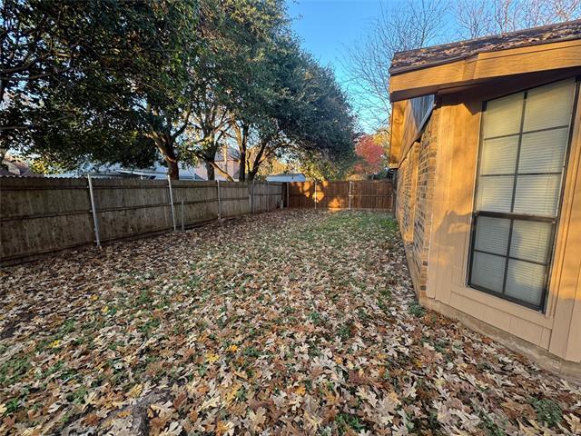 Building Photo - 2905 Woodlark Dr