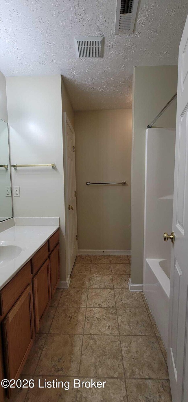 Building Photo - 5603 Collington Ct