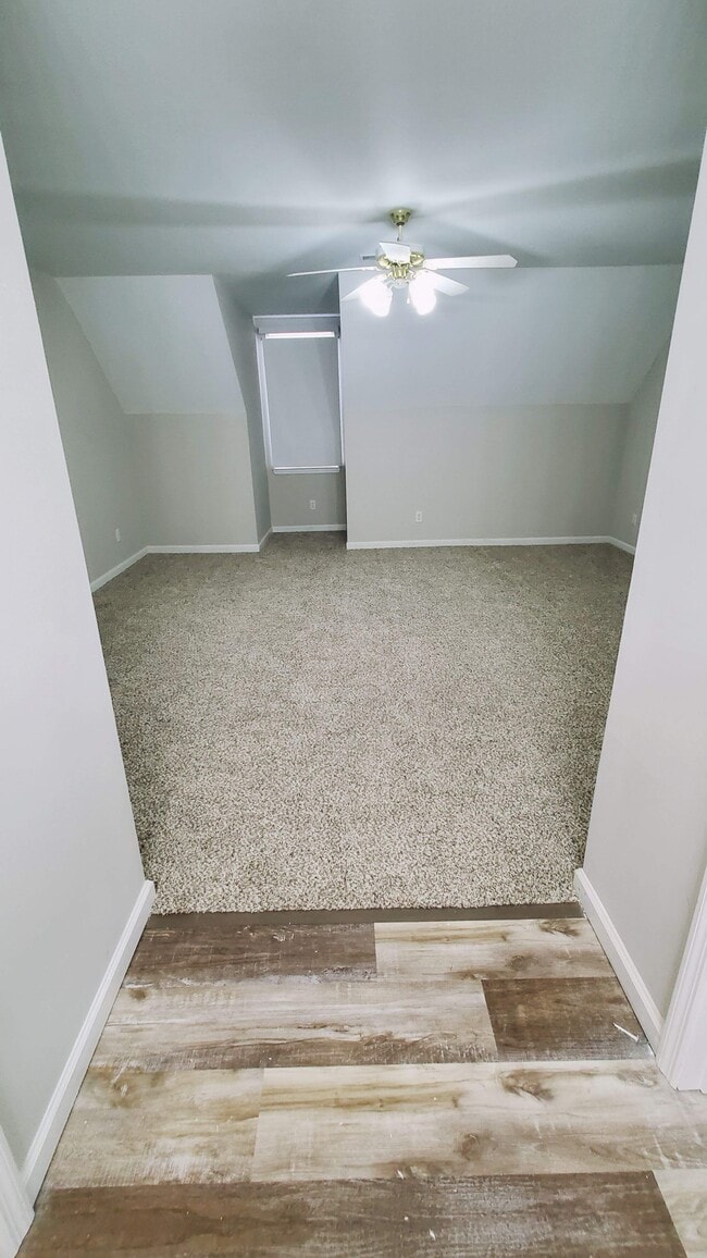 Building Photo - 1126 Lenny Ln