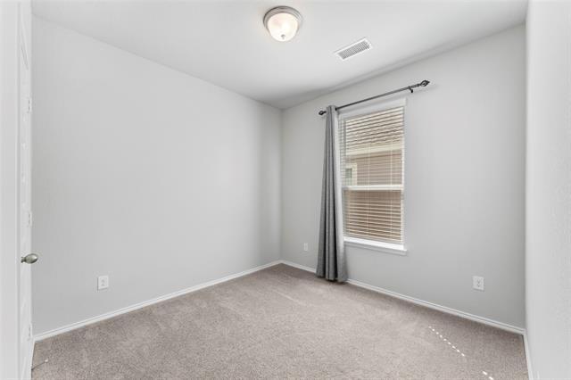 Building Photo - 3019 Aqueduct Ave