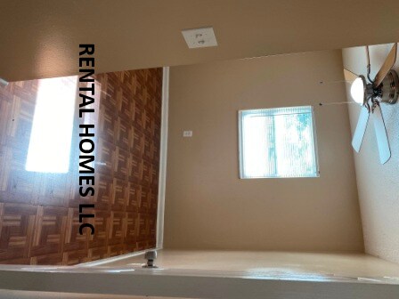 Building Photo - 238 S 3rd St