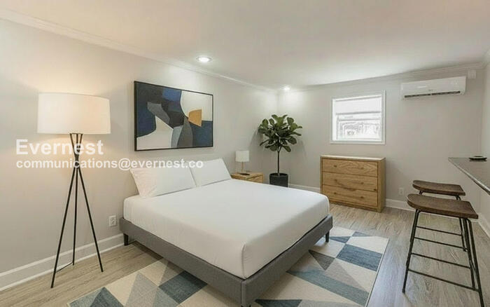 Building Photo - 45 Sheridan Dr NE