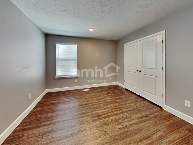 Building Photo - 2373 Buckskin Way