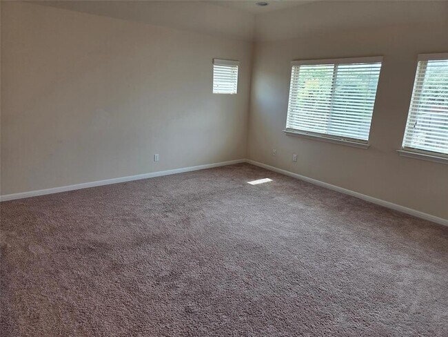 Building Photo - 2832 Coral Valley Dr