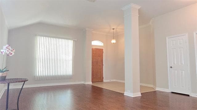 Building Photo - 6800 Oak Falls Dr