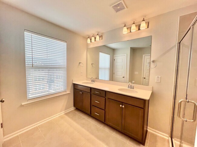 Building Photo - Stunning 4BD, 3.5BA Knightdale Townhome with a 2-Car Garage in an HOA Community