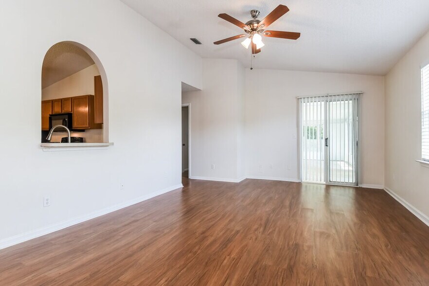 Building Photo - 175 Nadia Michelle Ct S