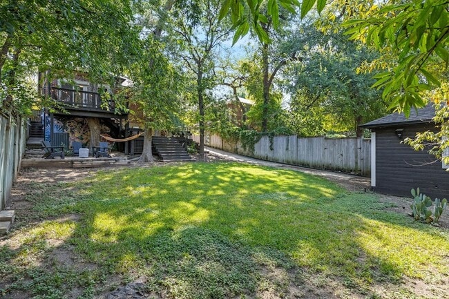 Building Photo - 1007 N Windomere Ave