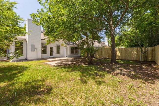Building Photo - 42 Camber Pine Pl