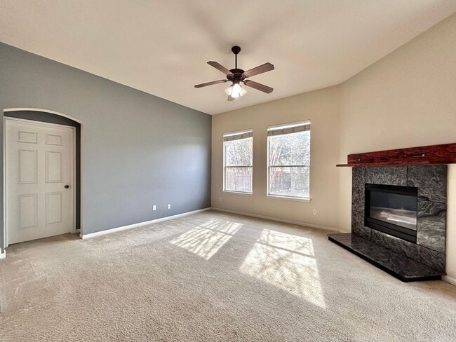 Building Photo - 1709 Bush Coat Ln