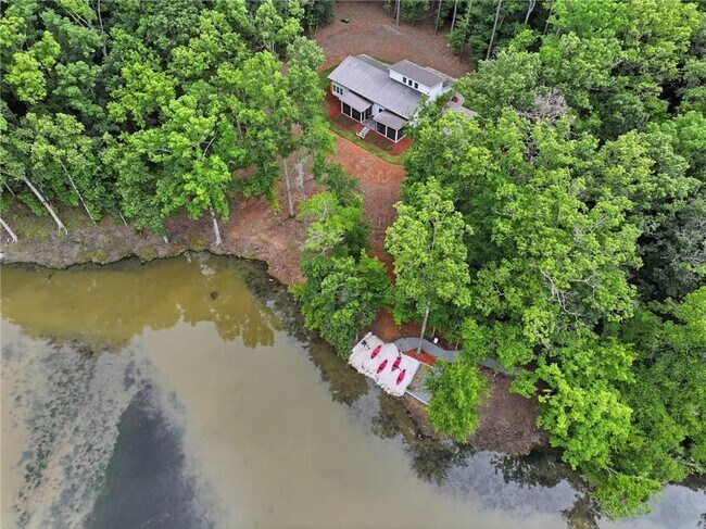 Building Photo - 161 Hoot Owl Ln