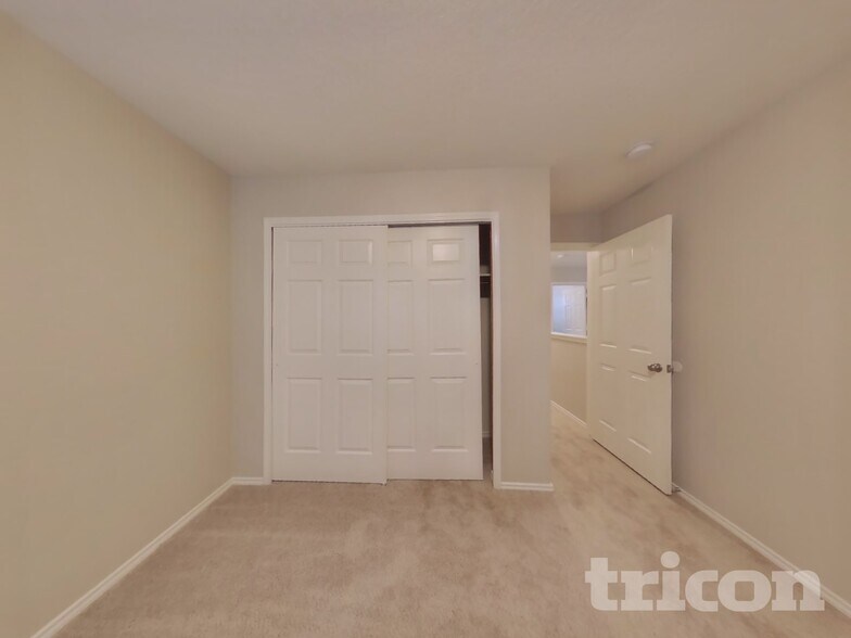 Building Photo - 3839 Cherokee Blvd