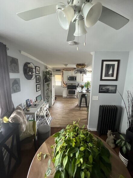 Building Photo - 125 Weaver Ave