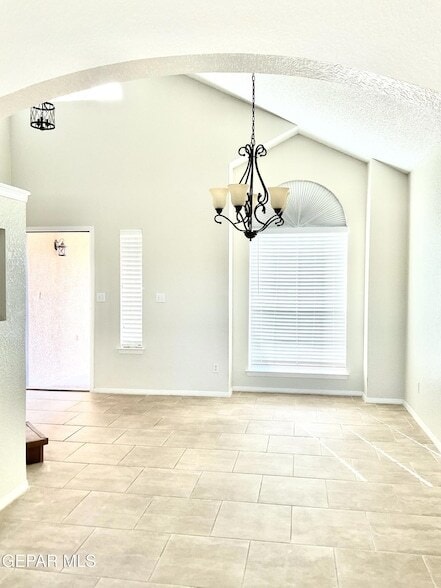 Building Photo - 7369 Luz De Lumbre Ave