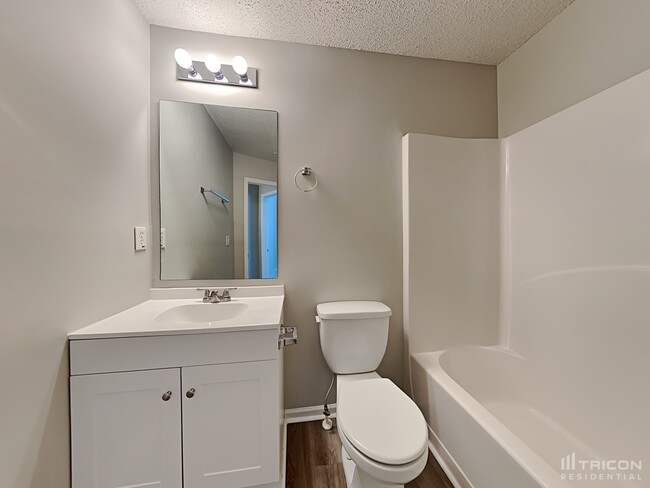 Building Photo - 4811 Heather Mill Trace