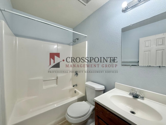 Building Photo - Lease Takeover Opportunity Available!