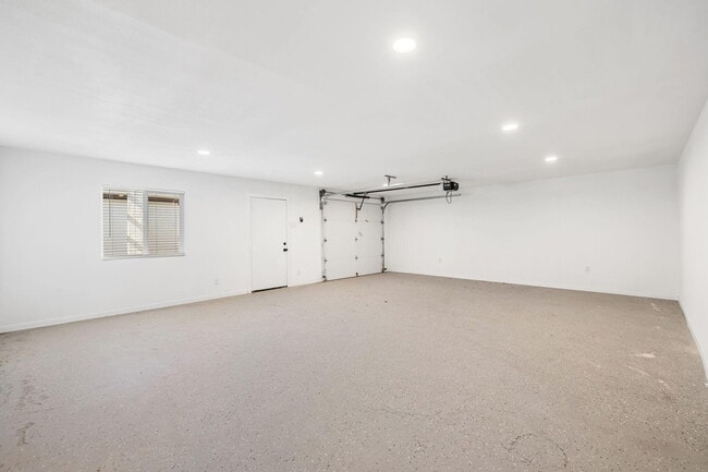 Building Photo - 51480 Avenida Obregon