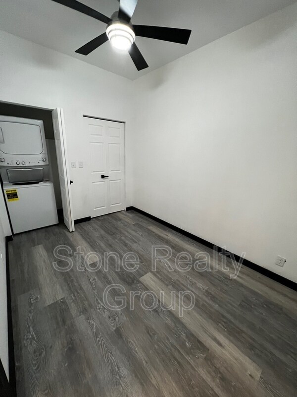 Building Photo - 2170 N 13th St