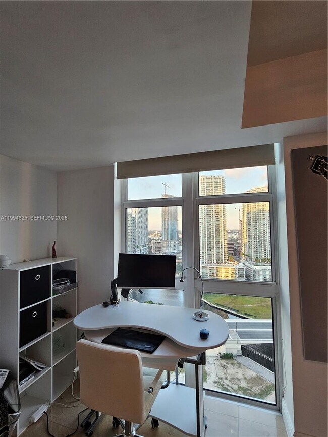 Building Photo - 41 SE 5th St