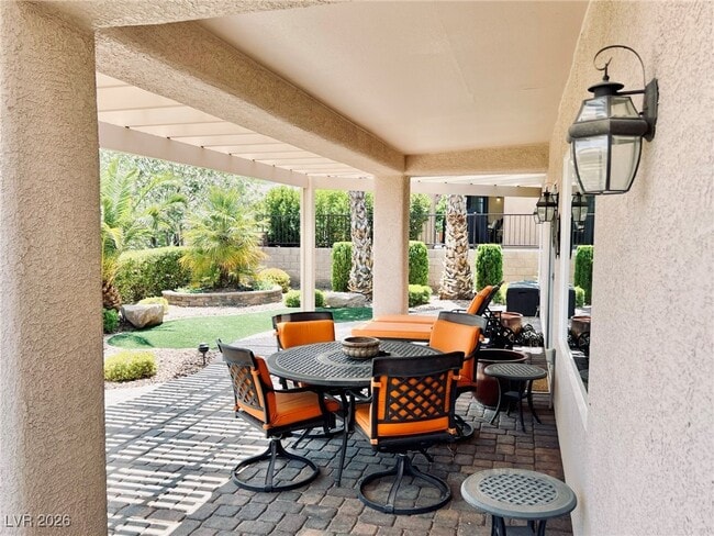 Building Photo - 2192 Canyonville Dr