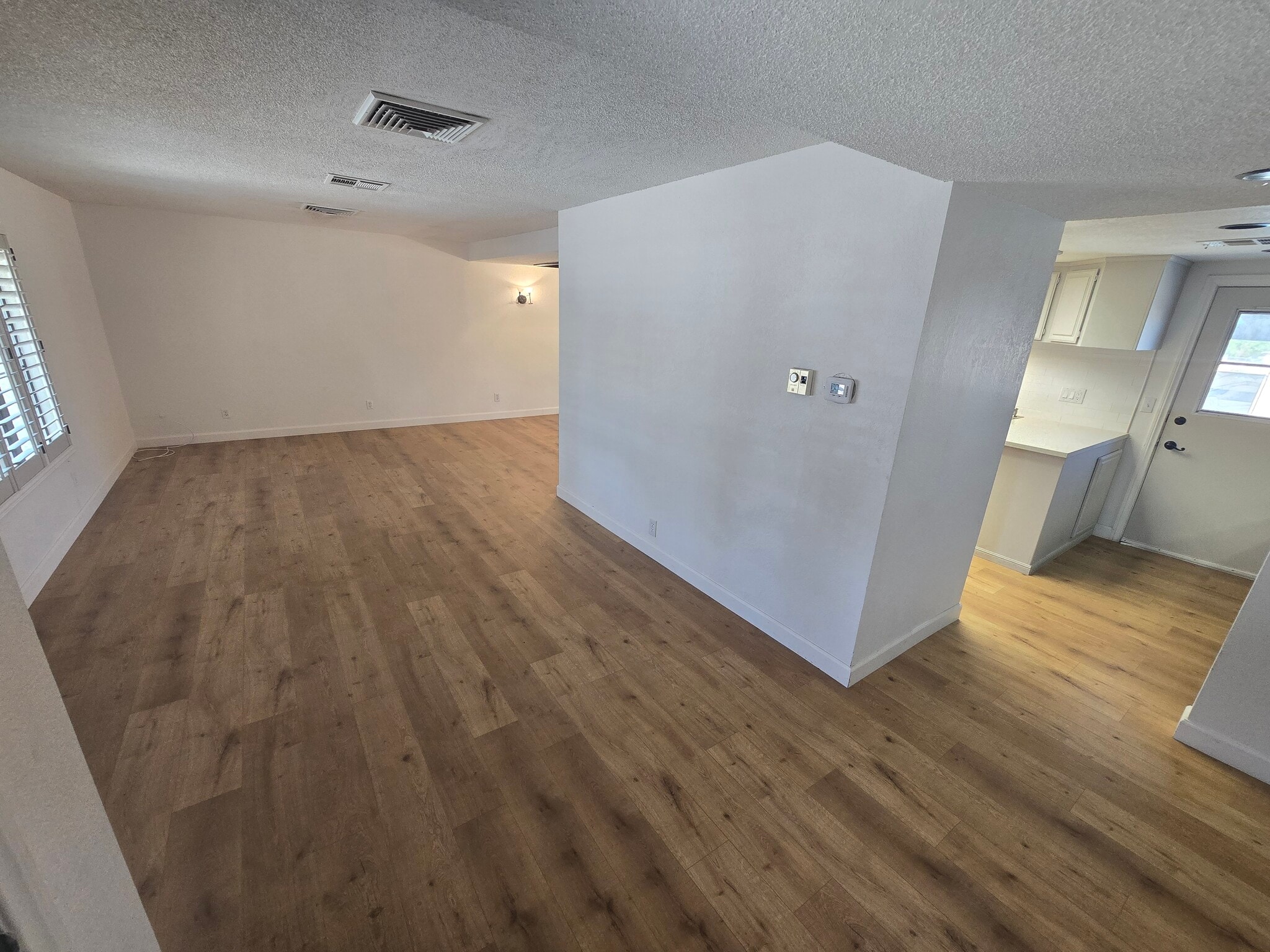 Building Photo - 5517 W Avenue M2
