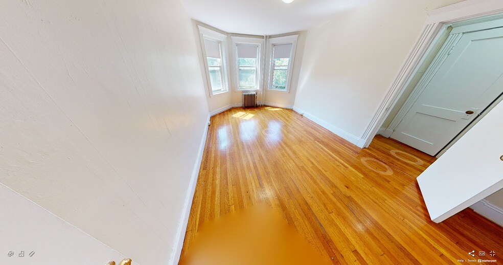 Primary Photo - 137 Peterborough St