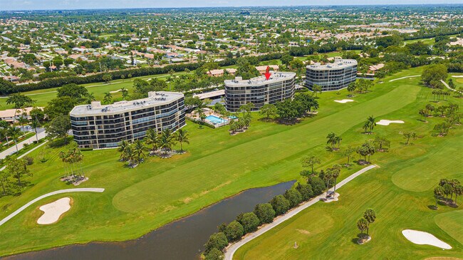 Building Photo - 5279 Fountains Dr S