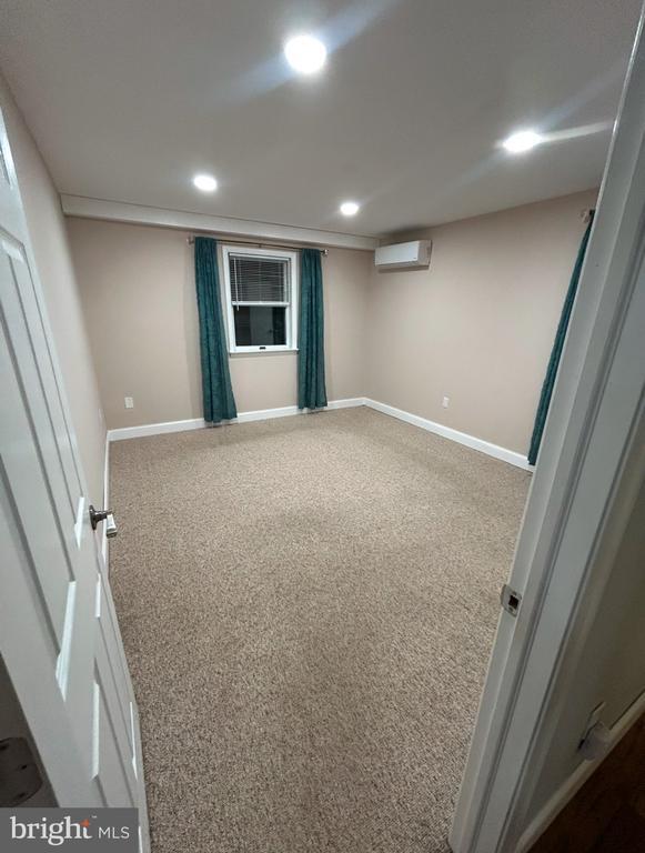 Building Photo - 306 Washington St