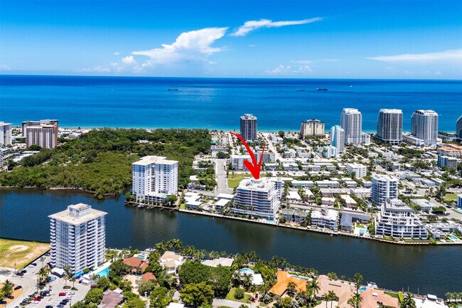 Building Photo - 715 Bayshore Dr