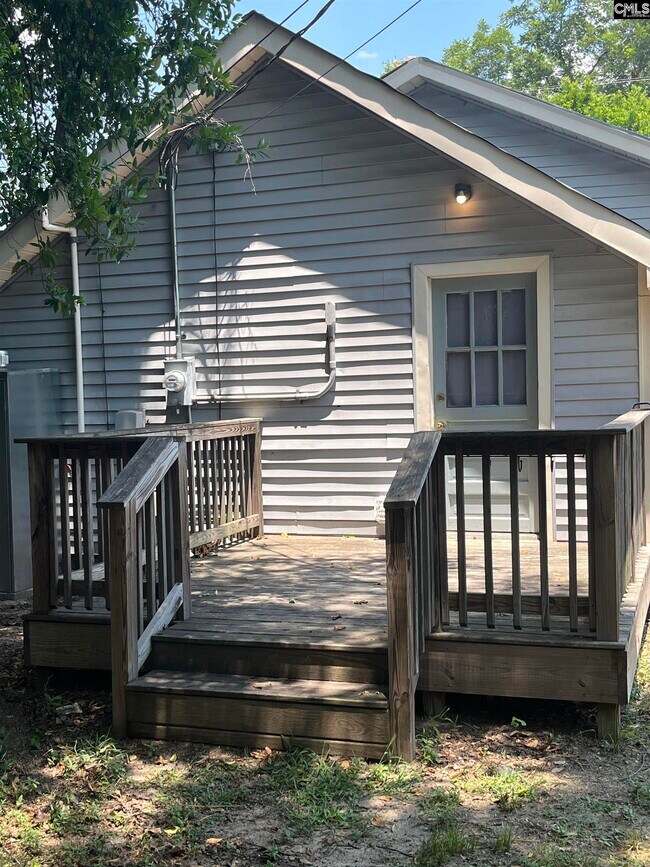 Building Photo - 1019 Hamrick St