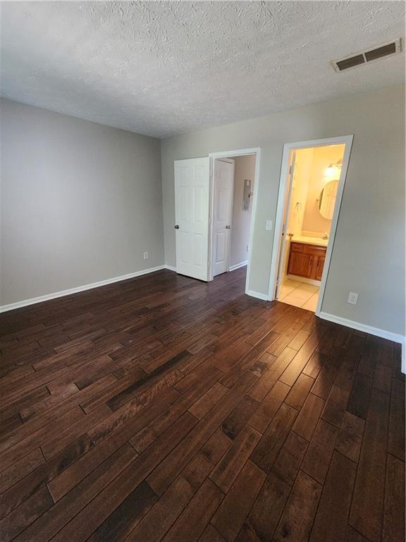 Building Photo - 1565 Springleaf Ct SE