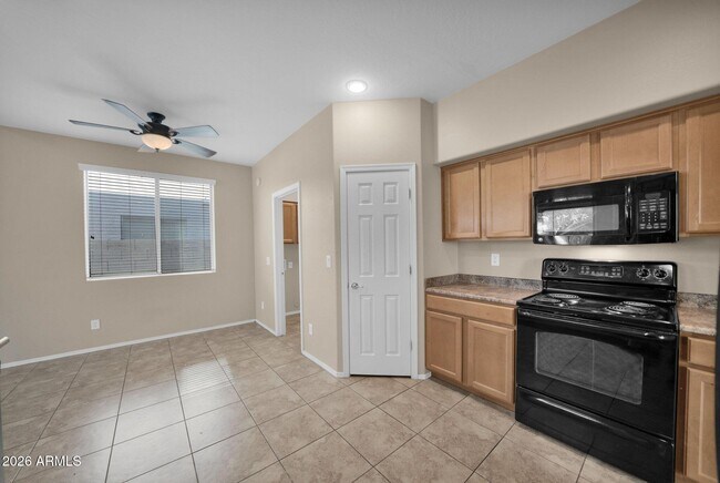 Building Photo - 10281 W Carlota Ln