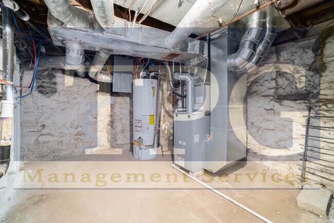 Building Photo - 3434 Olive St