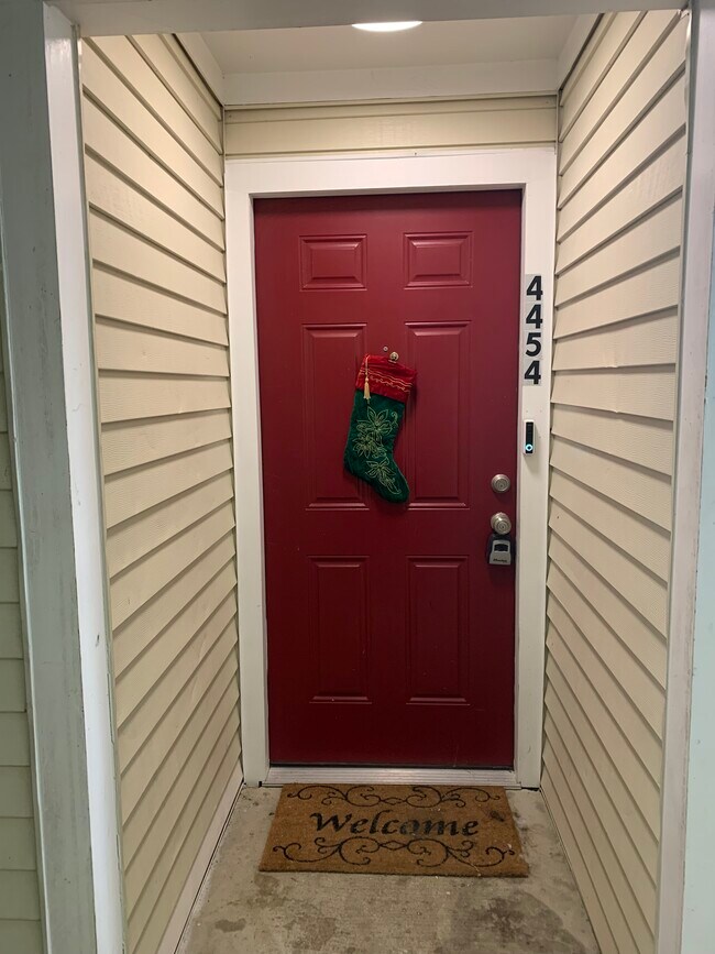 Front Door Entrance - 4454 Lord Loudoun Ct