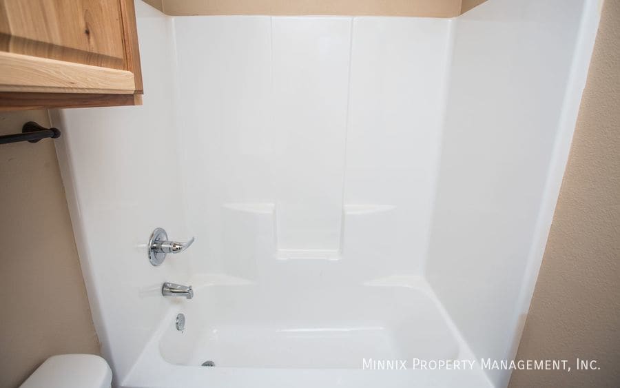 Building Photo - 2510 N Ave O