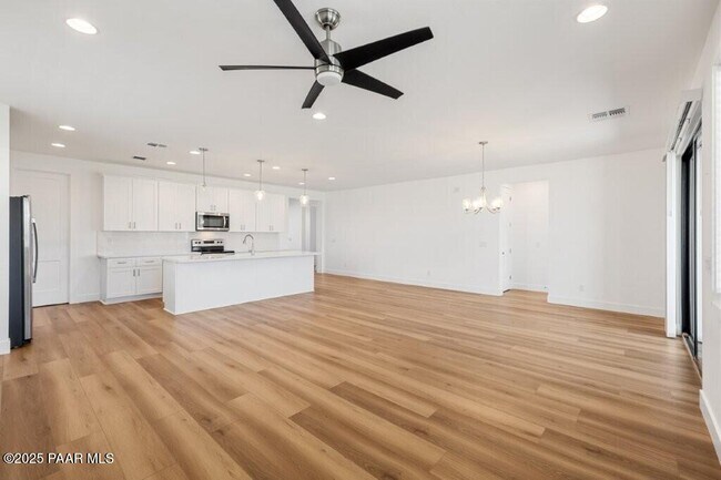 Building Photo - 5008 Atwood Ct