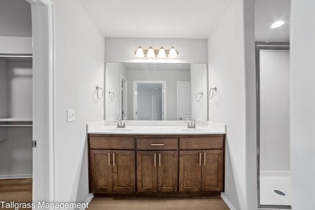 Building Photo - 4/2/2 New Construction!