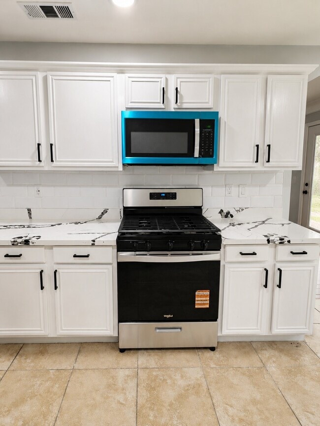 Building Photo - 3910 Crystal Pass Ct