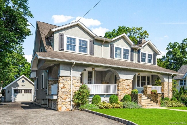 Building Photo - 6 Summit Ave