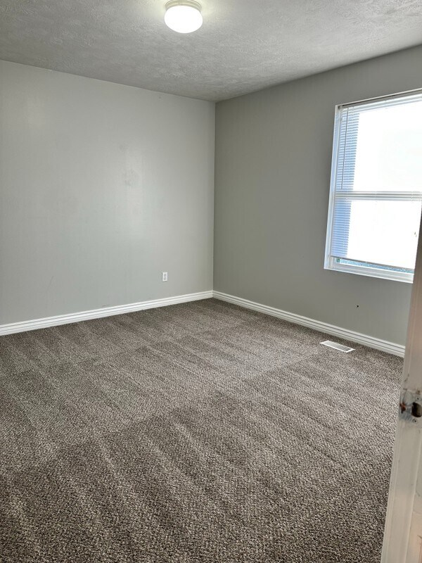 Building Photo - 1312 Archmore Dr