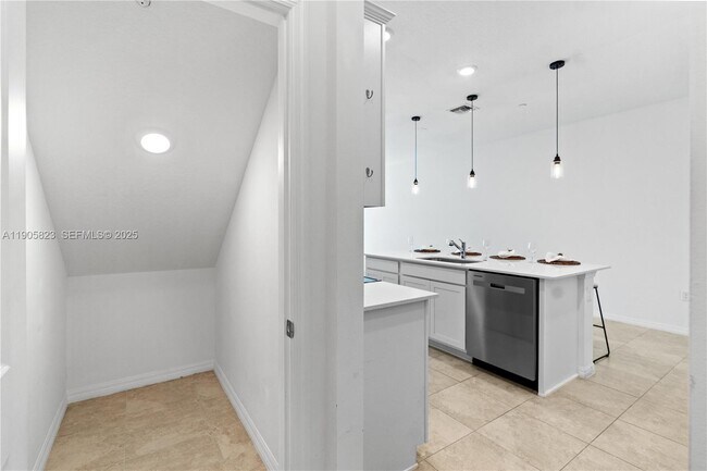 Building Photo - 8366 NW 7th Ct